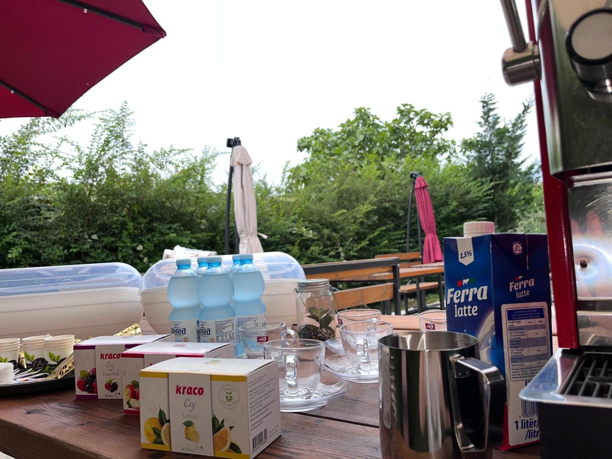 Villa Bailey Vlorë Buitenkant foto