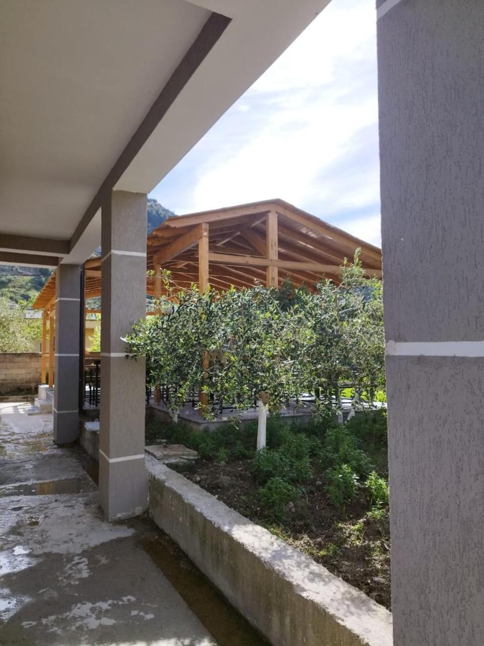 Villa Bailey Vlorë Buitenkant foto